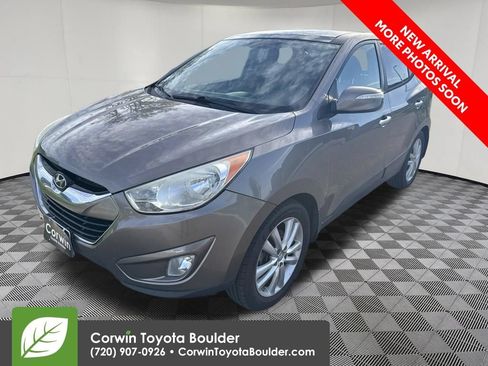 Used 2012 Hyundai Tucson Limited w/ Premium Pkg AWD/4WD image 3