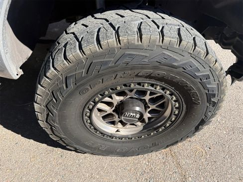 Used 2015 Ford F250 XLT w/ XLT Premium Package image 5