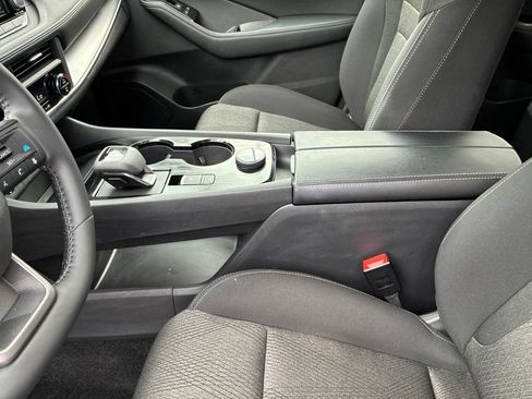 Certified 2026 Nissan Rogue SV AWD/4WD image 23