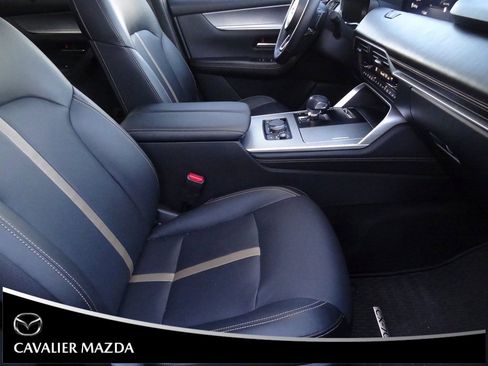 Certified 2025 MAZDA CX-70 3.3 Turbo S w/ Premium Package image 21