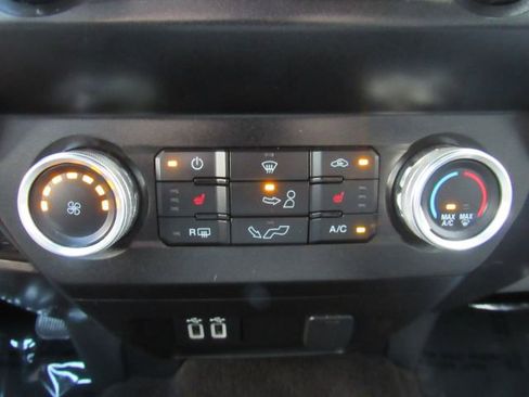 Used 2019 Ford F150 XLT image 13