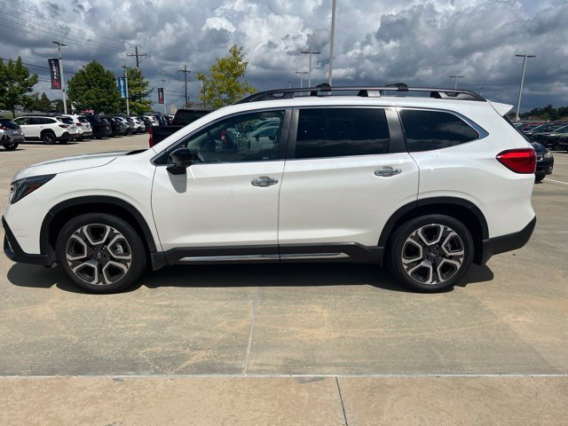 Used 2024 Subaru Ascent Touring AWD/4WD image 4