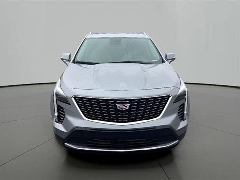 Certified 2023 Cadillac XT4 Premium Luxury w/ Technology Package image 7