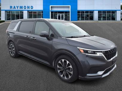 Certified 2024 Kia Carnival EX