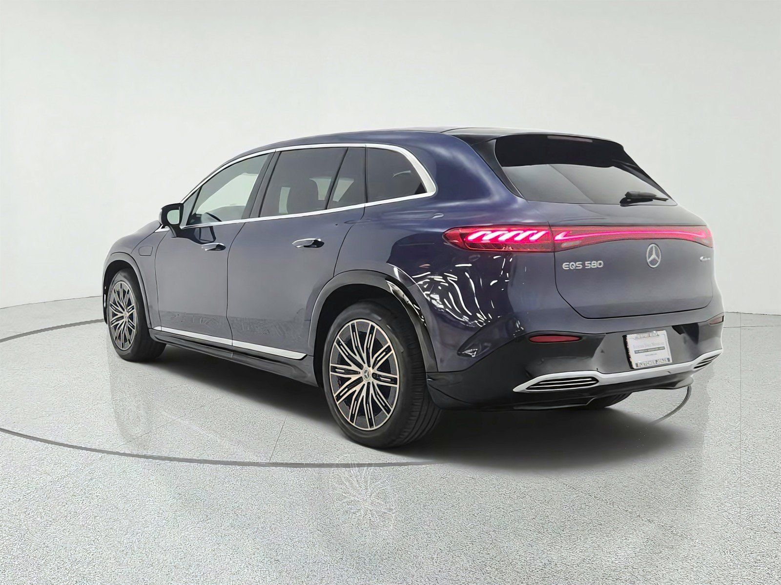 Used 2023 Mercedes-Benz EQS 580 4MATIC SUV image 7