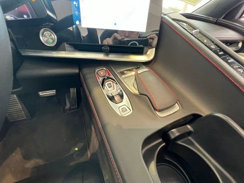 Used 2024 Chevrolet Corvette Stingray Premium Conv w/ 3LT image 15