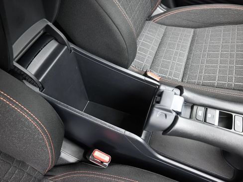 Certified 2024 Honda HR-V Sport image 35