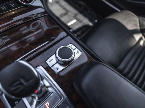 Used 2014 Mercedes-Benz SL 550 w/ Sport Wheel Package image 16