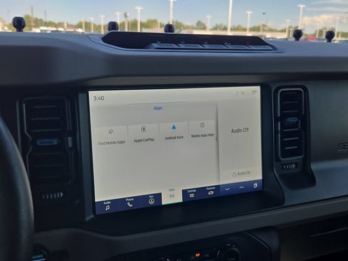 Used 2023 Ford Bronco Wildtrak AWD/4WD image 21