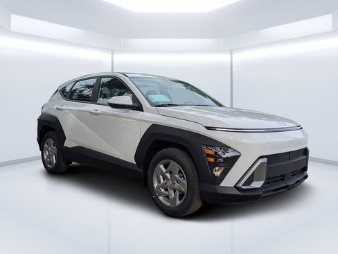 New 2026 Hyundai Kona SE FWD image 1
