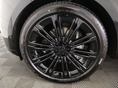 New 2026 Land Rover Range Rover SE image 31