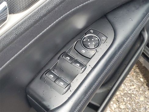 Used 2017 Lincoln MKZ Premiere image 22