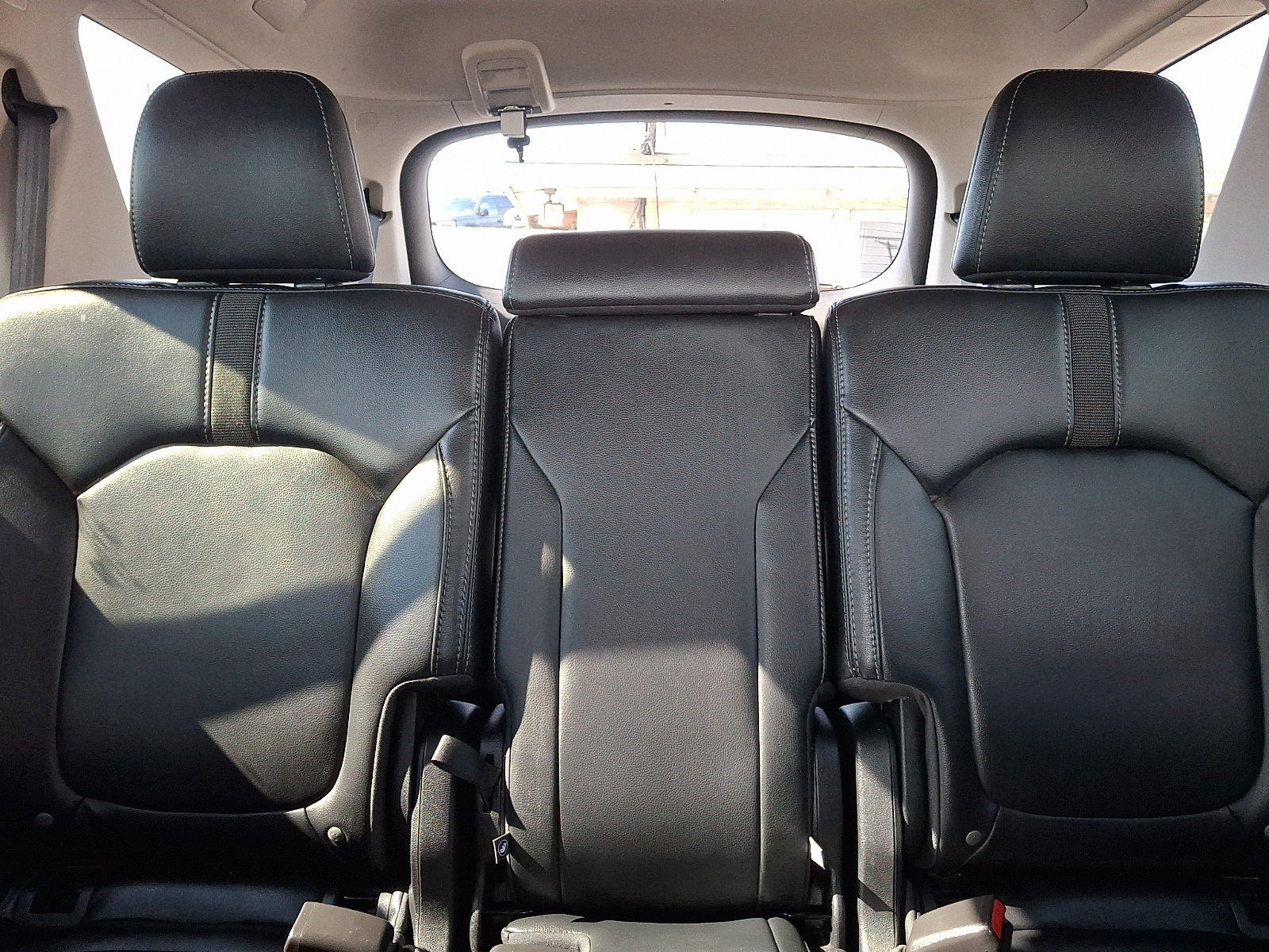 Used 2025 Honda Pilot EX-L image 15