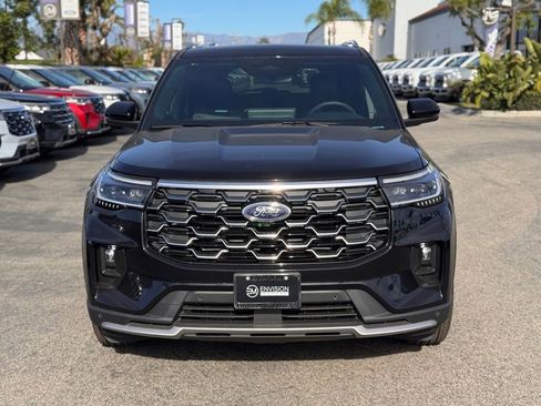 New 2026 Ford Explorer Platinum RWD image 6