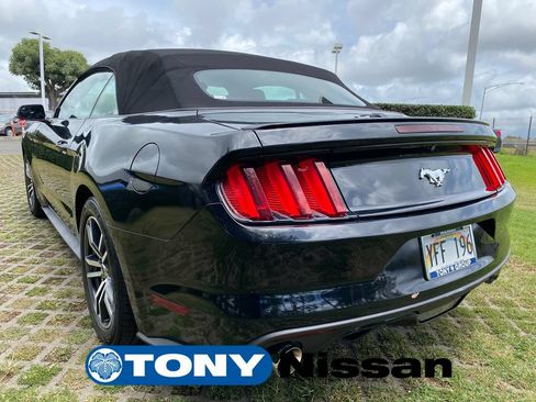 Used 2017 Ford Mustang Premium RWD image 23