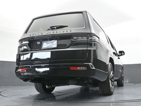 Used 2024 Jeep Grand Wagoneer L Series II w/ Quick Order Packagew 28T AWD/4WD image 66