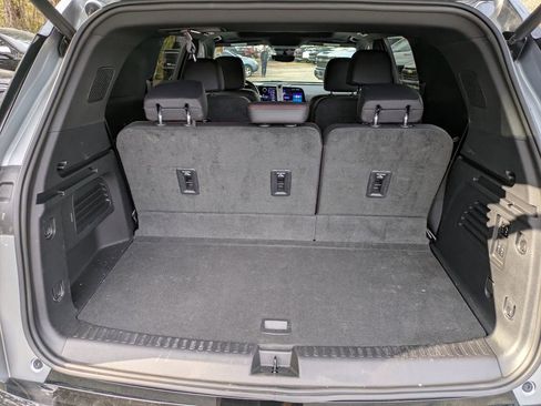 Used 2024 Chevrolet Traverse RS w/ LPO, Floor Liner Package image 13