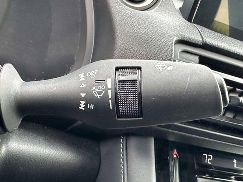 Used 2023 Lexus IS 500 image 17