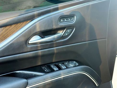 Certified 2023 Cadillac Escalade ESV Sport Platinum w/ LPO, ONYX Package image 21