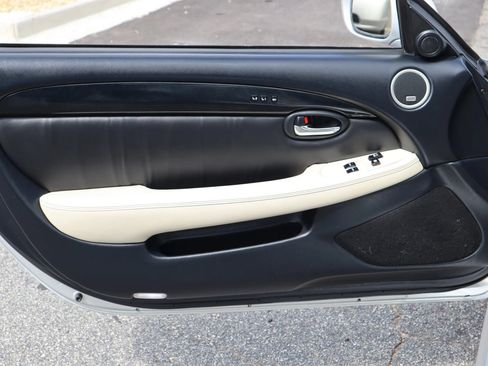 Used 2009 Lexus SC 430 Convertible RWD image 8