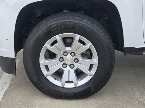 Used 2021 Chevrolet Colorado LT RWD image 12