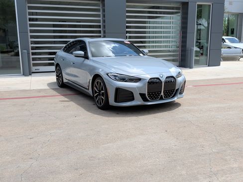 Used 2022 BMW i4 eDrive40 w/ M Sport Package RWD image 2