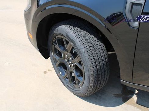 New 2025 Ford Maverick XLT w/ XLT Luxury Package image 5