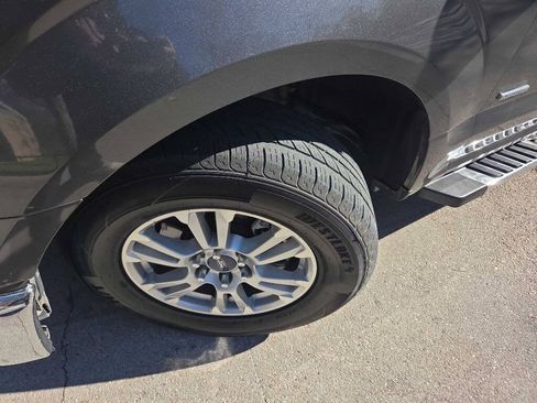 Used 2017 Ford F150 XLT RWD image 13