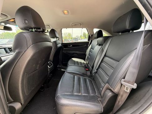 Used 2018 Kia Sorento EX AWD/4WD image 5