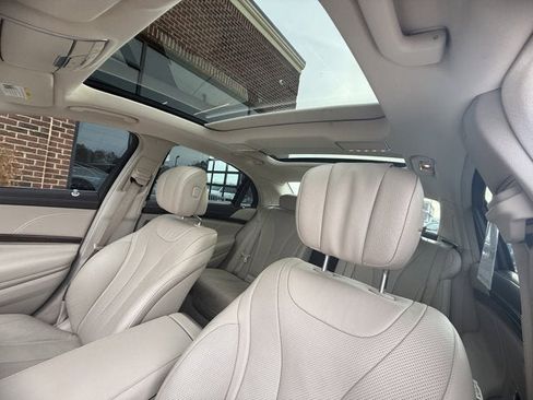 Used 2019 Mercedes-Benz S 450 Sedan image 20