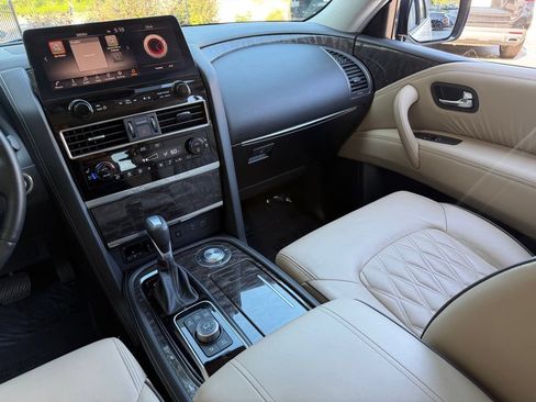 Used 2022 Nissan Armada Platinum w/ Captain's Chairs Package RWD image 44