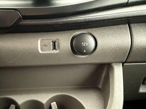 Used 2023 Ford Transit 250 Low Roof AWD w/ Exterior Upgrade Package image 25