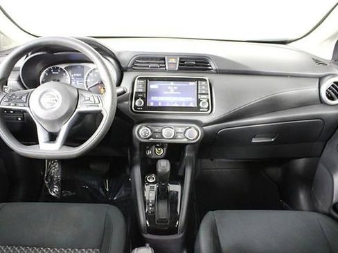 Used 2021 Nissan Versa S image 27