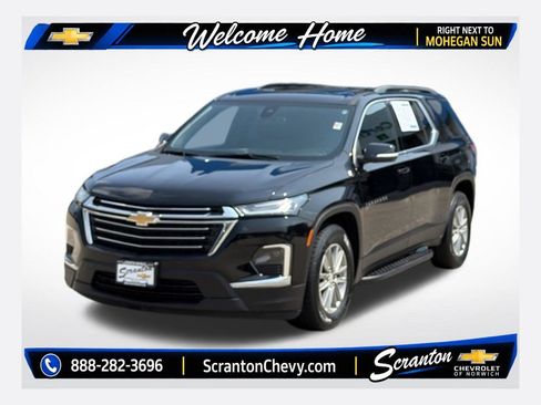 Used 2023 Chevrolet Traverse LT AWD/4WD image 1