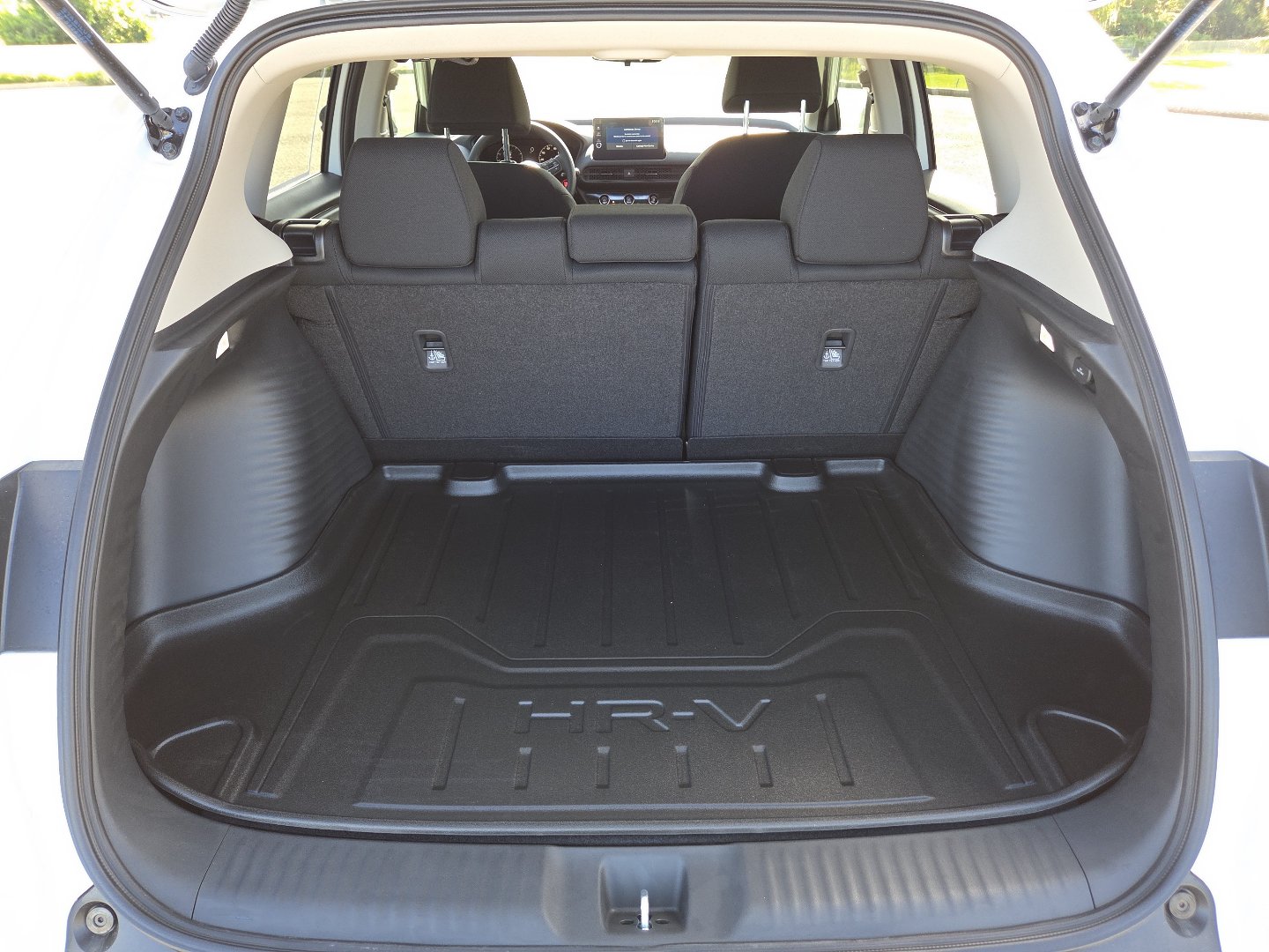 New 2027 Honda HR-V LX image 17