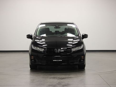Used 2025 Honda Odyssey Elite image 3