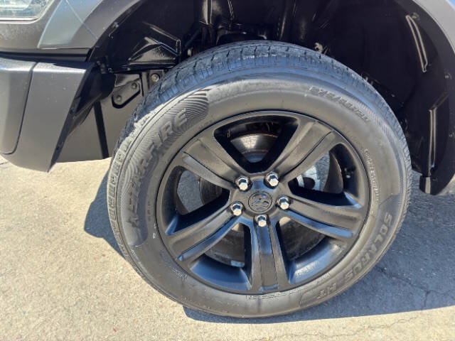 Used 2022 RAM 1500 Warlock AWD/4WD image 9