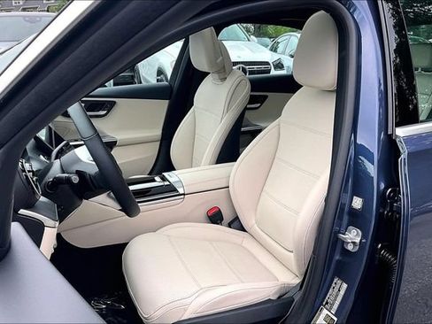 Used 2026 Mercedes-Benz C 300 4MATIC Sedan image 6