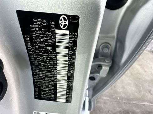 Used 2025 Toyota Corolla LE w/ Convenience Package FWD image 29