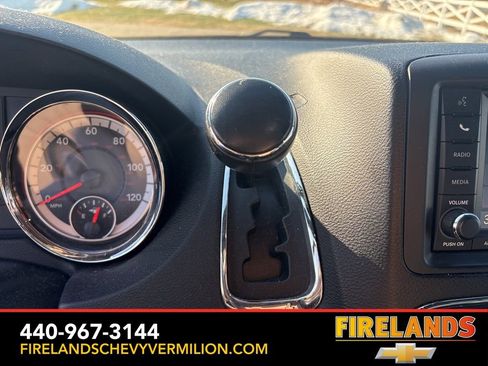 Used 2019 Dodge Grand Caravan GT image 18