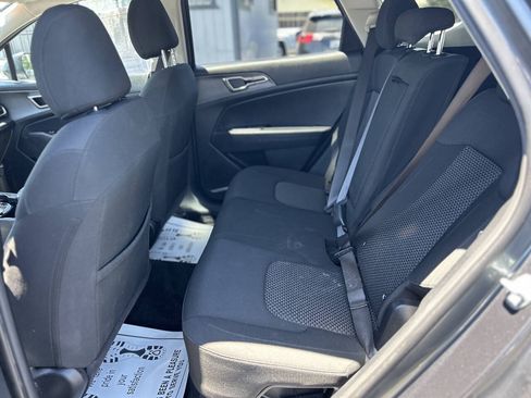 Used 2023 Kia Sportage LX AWD/4WD image 15