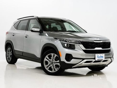 Used 2023 Kia Seltos S image 5