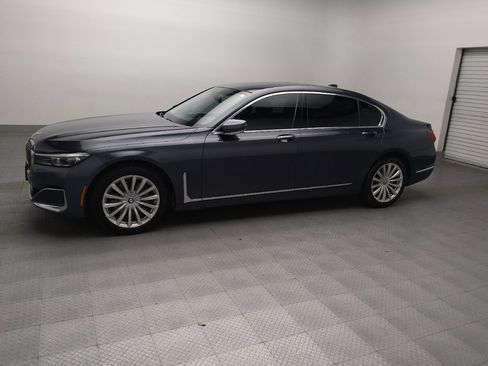 Used 2020 BMW 740i RWD image 2