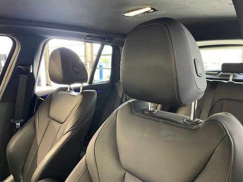 Used 2022 BMW X3 xDrive30i AWD/4WD image 25