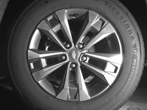 Used 2025 Chevrolet Equinox LT FWD image 14