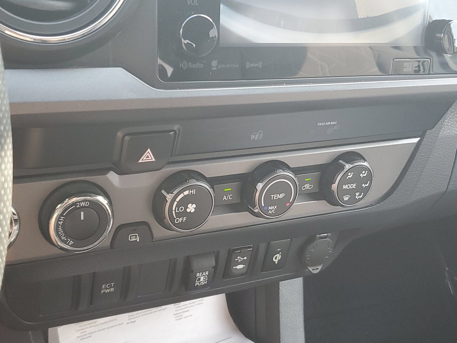 Used 2019 Toyota Tacoma TRD Off-Road AWD/4WD image 27