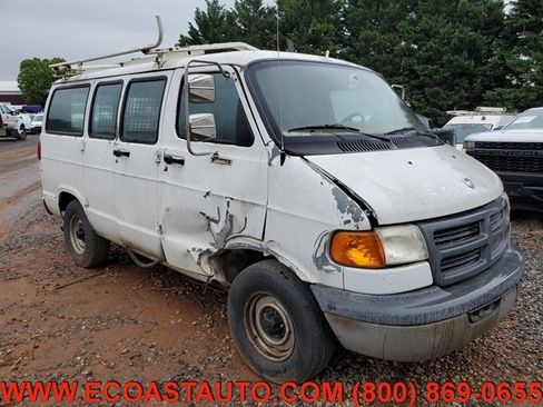 Used 2001 Dodge B1500 image 1