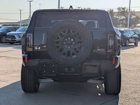 New 2026 GMC Hummer EV SUV image 5