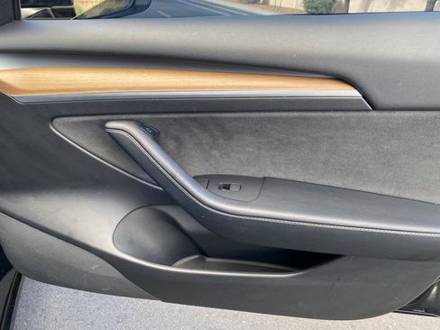 Used 2022 Tesla Model 3 Long Range image 41