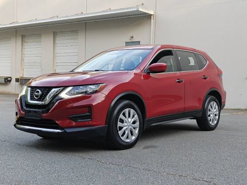 Used 2017 Nissan Rogue S AWD/4WD image 8